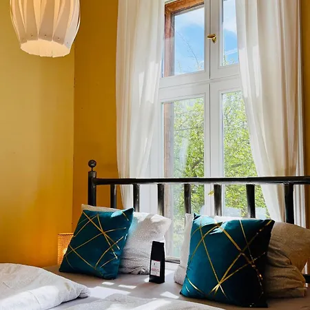 Tatil Evi Fewozauber - 5 Klosterstrasse, Direkt Am Schloss, Garten, Kueche, 2 X Kamin, Fahrraeder Abstellbar