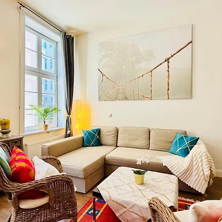 Fewozauber - 5 Klosterstrasse, Direkt Am Schloss, Garten, Kueche, 2 X Kamin, Fahrraeder Abstellbar