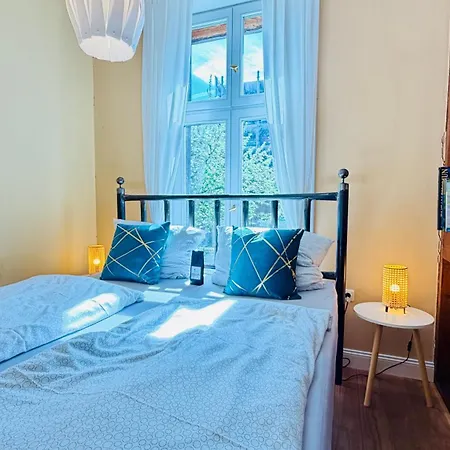 Fewozauber - 5 Klosterstrasse, Direkt Am Schloss, Garten, Kueche, 2 X Kamin, Fahrraeder Abstellbar Schwerin (Mecklenburg-Vorpommern)